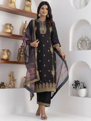 Black embroidered viscose self jacquard kurta sets 1