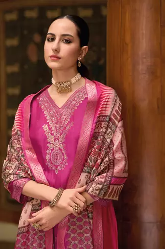 Pink embroidered viscose self jacquard kurta sets