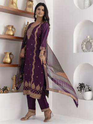 Purple embroidered viscose self jacquard kurta sets 4