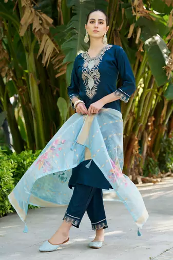 Blue embroidered viscose rayon kurta sets