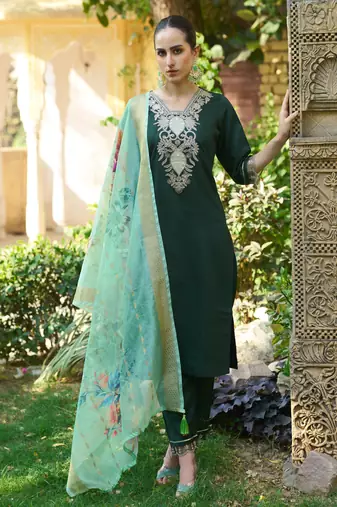 Green embroidered viscose rayon kurta sets