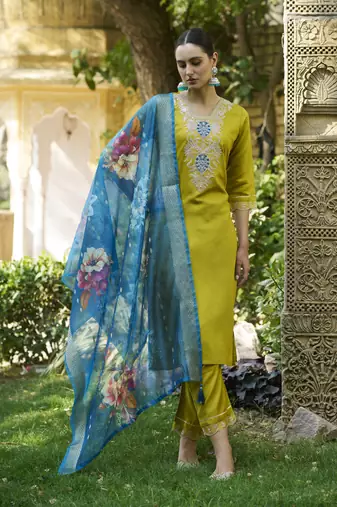 Lemon embroidered viscose rayon kurta sets
