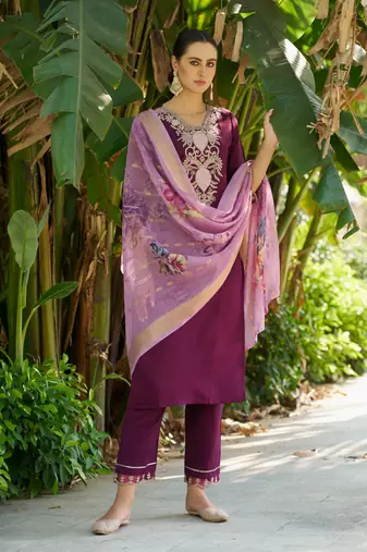Purple embroidered viscose rayon kurta sets