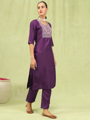 Purple embroidered silk blend kurta sets 1
