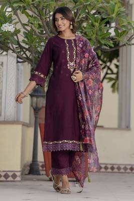 Purple embroidered viscose rayon kurta sets 3