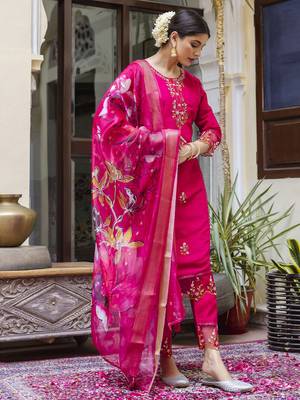 Pink embroidered viscose roman silk kurta sets 2