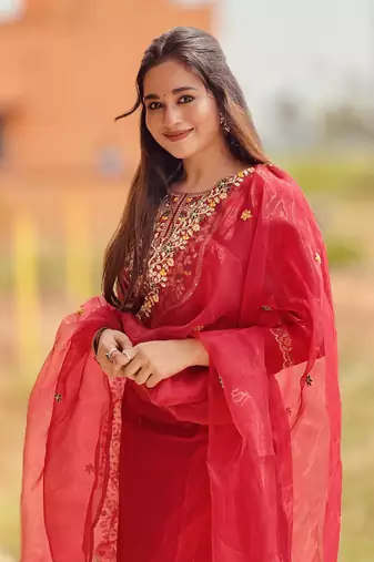 Maroon embroidered viscose rayon kurta sets