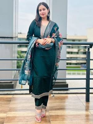 Green embroidered viscose roman silk kurta sets 2