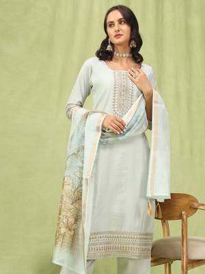Grey embroidered viscose roman silk kurta sets 3