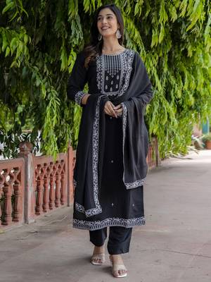 Black embroidered viscose roman silk kurta sets 2