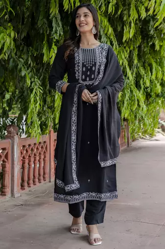 Black embroidered viscose roman silk kurta sets