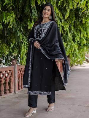 Black embroidered viscose roman silk kurta sets 3