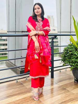 Pink embroidered viscose roman silk kurta sets 1