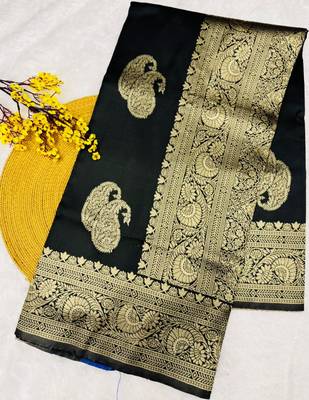 Black silk blend saree with blouse 5