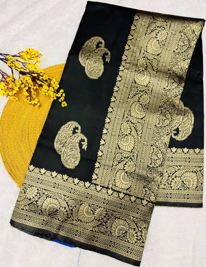 Black silk blend saree with blouse