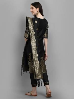 Black embroidered cotton silk jacquard salwar suit 4