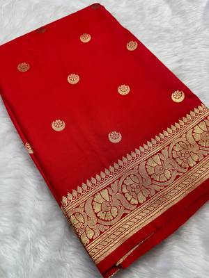 Red Color Soft Silk Blend Traditional Saree 5