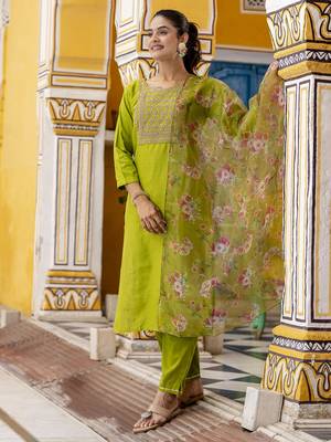 Green embroidered cotton silk blend salwar suit 3