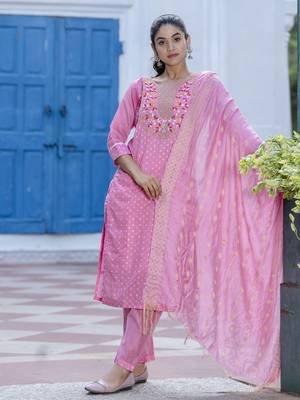 Pink embroidered chanderi modal salwar suit 3