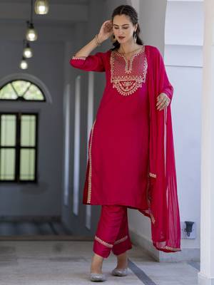 Pink embroidered silk blend salwar suit 3