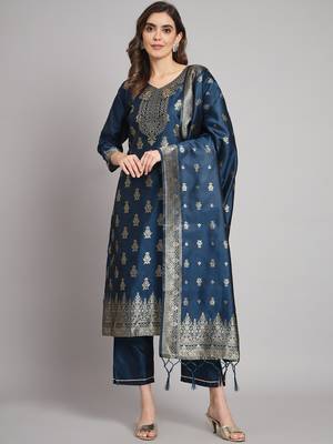 Blue embroidered cotton silk jacquard salwar suit 3