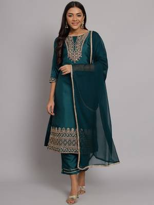 Green embroidered silk blend salwar suit 4