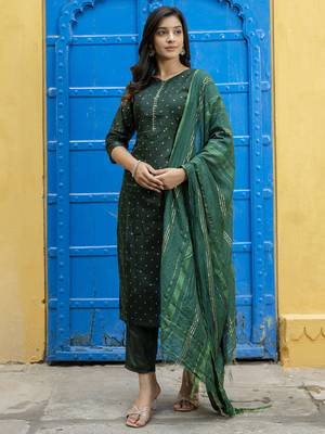 Green embroidered chanderi modal butti salwar suit 2