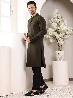 Cream viscose embroidered kurta pajama 3