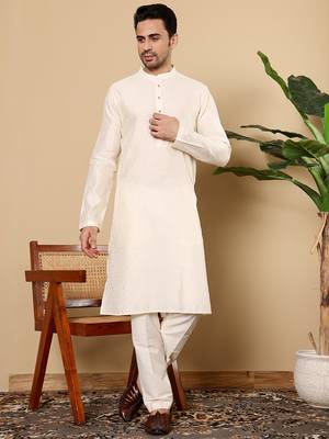 Off white silk embroidered kurta pajama 2