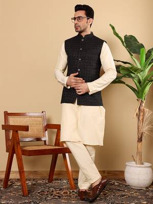 Black cotton embroidered kurta pajama 4