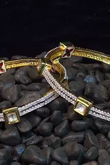 Elegant kundan and zircon stud bangles