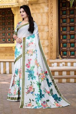  White Floral Digital Printed Saree 3