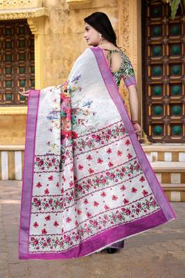  White Floral Digital Printed Saree 4