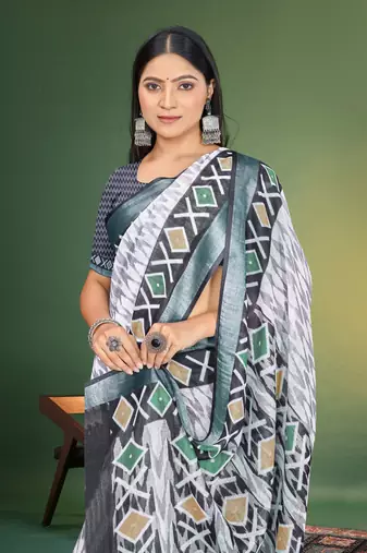 White Digital Printed Saree With Blouse Piece 
