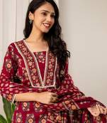 Maroon women floral printed aline kurta pant with dupatta set