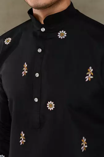 BLACK VISCOSE SILK THEAD WITH SEQUINS EMBROIDERED WORK WEDDING FUNCTION FESTIVAL PARTY WEAR STRAIGHT KURTA WITH DUPATTA