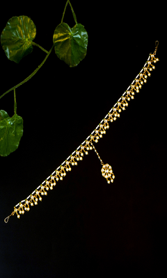 Royal pearl drop matha patti 1