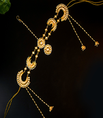 Crescent kundan matha patti with chand motifs