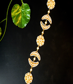 Crescent elegance kundan matha patti