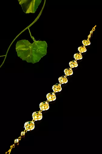 Emerald glow floral matha patti