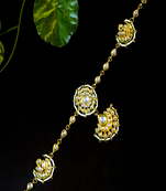 Elegant crescent trio matha patti