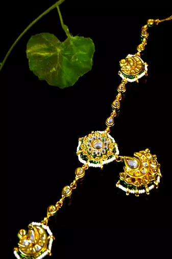Elegant crescent trio matha patti