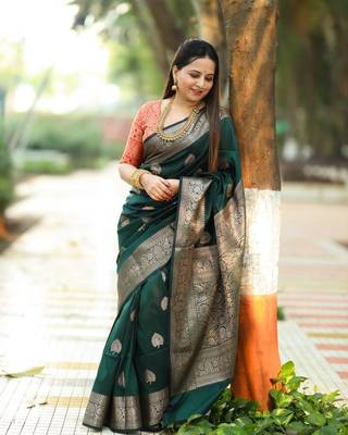 Green silk blend saree with blouse 1