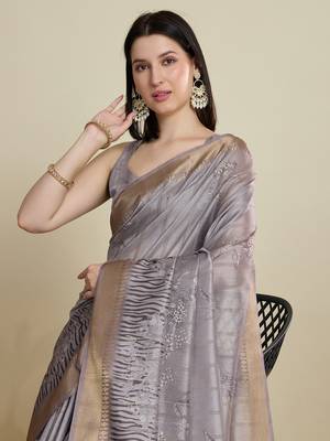 Grey printed cotton silk saree with blouse piece 2