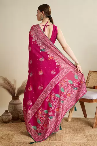 Pink printed cotton cotton saree with blouse piece