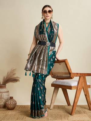 Dark green woven satin saree with blouse piece 3
