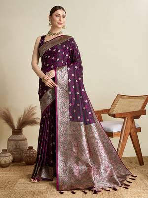 Pink woven satin saree with blouse piece 1