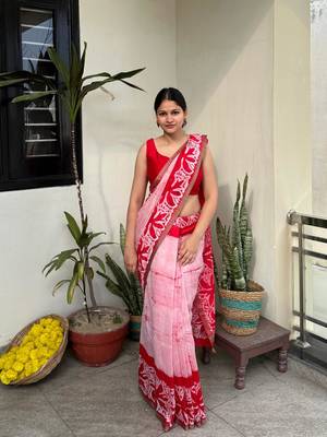 Red batik work pure chanderi silk maheshwari border saree with blouse piece 1