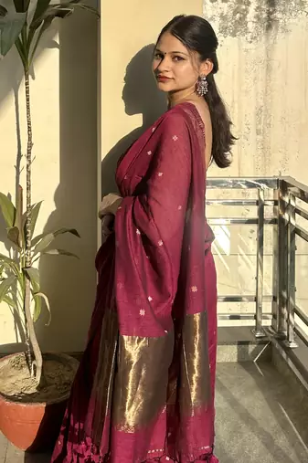 Wine pure cotton hand woven saree with blouse piece