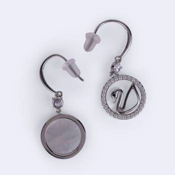 Embedded circle swan silver plated stud earring for women 3